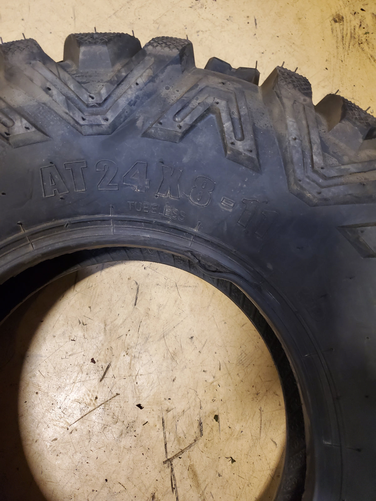 DAMAGED NOS SUNF A033 BSW AT 24 8 11 65J 6PLY ATV/UTV TIRE MSA033240811