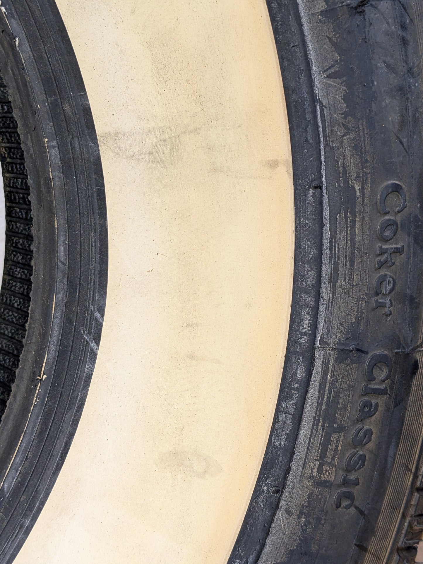 NEW OLD STOCK COKER CLASSIC NOSTALGIA WW 2-1/2" P 215 75 14 98P TIRE 538900
