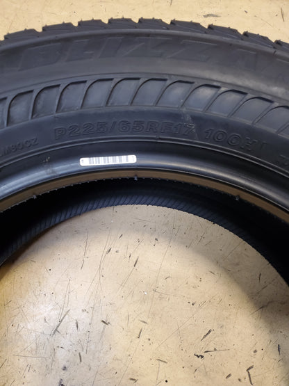 2 BRIDGESTONE BLIZZAK LM-80 RFT BSW P 225 65 17 100H WINTER TIRE 000646