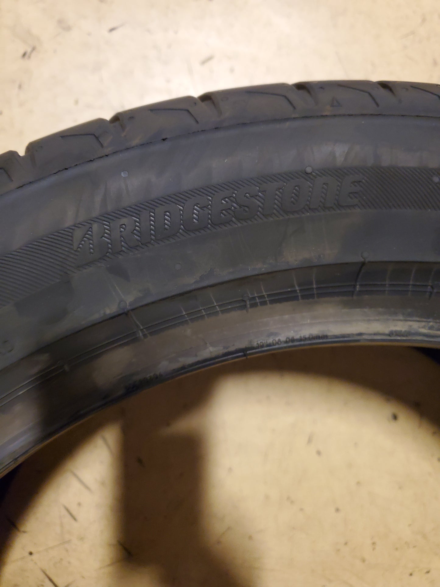 2 BRIDGESTONE POTENZA SPORT BSW P 255 45 19 104Y XL UHP TIRE 008147