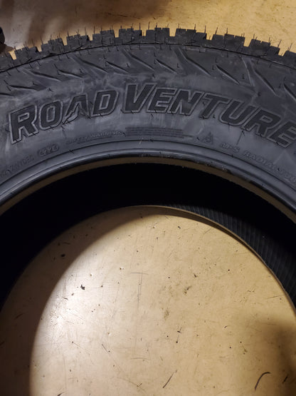 KUMHO ROADVENTURE AT52 BSW LT 37 12.5 20 126R 10PLY ALL TERRAIN TIRE 2290173