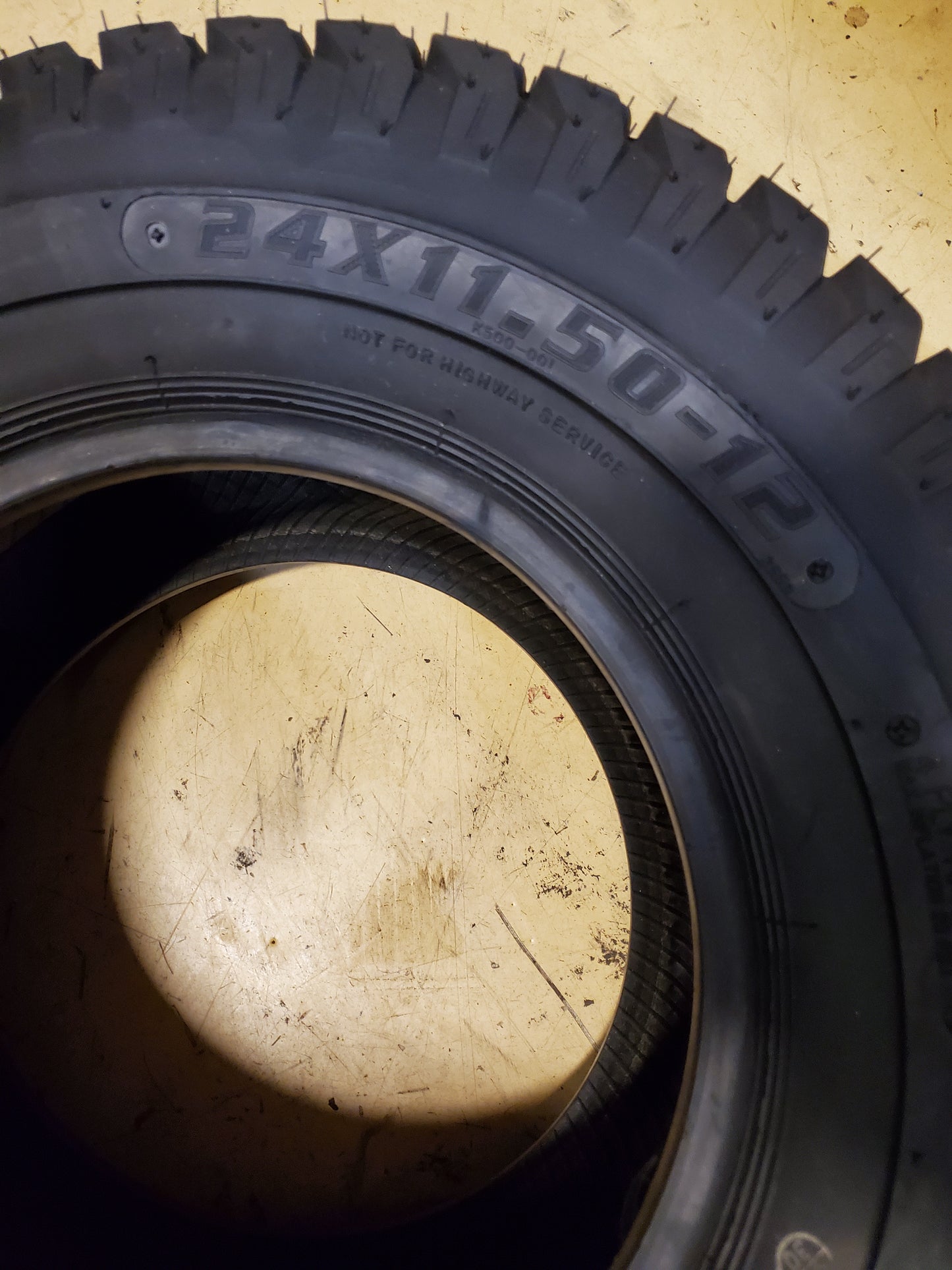 KENDA SUPER TURF K500 BSW 24 11.5 12 4PLY LAWN TIRE 105001296B1