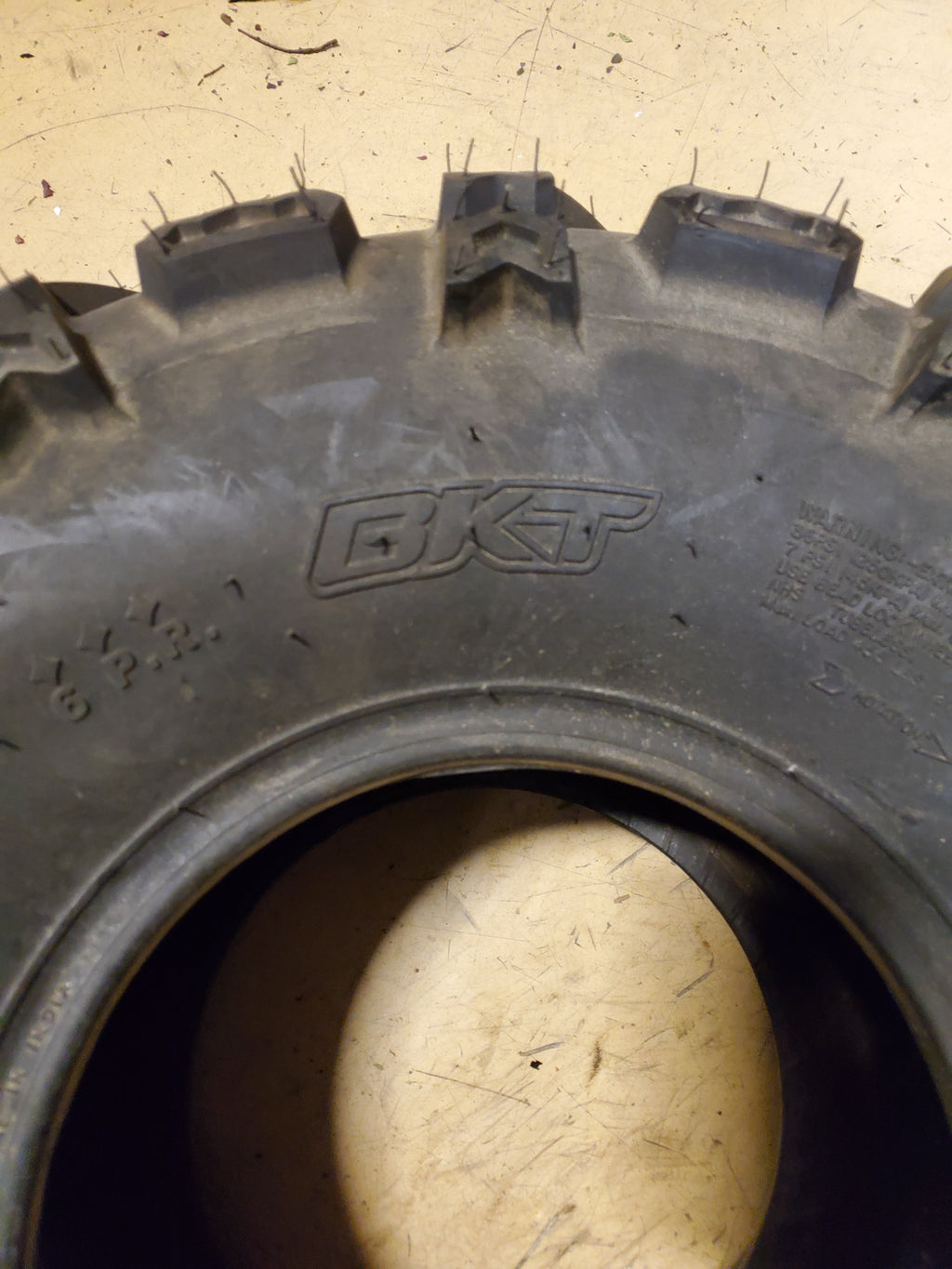 NOS BKT W207 BSW AT 25 11 10 6PLY ATV/UTV TIRE 94001606