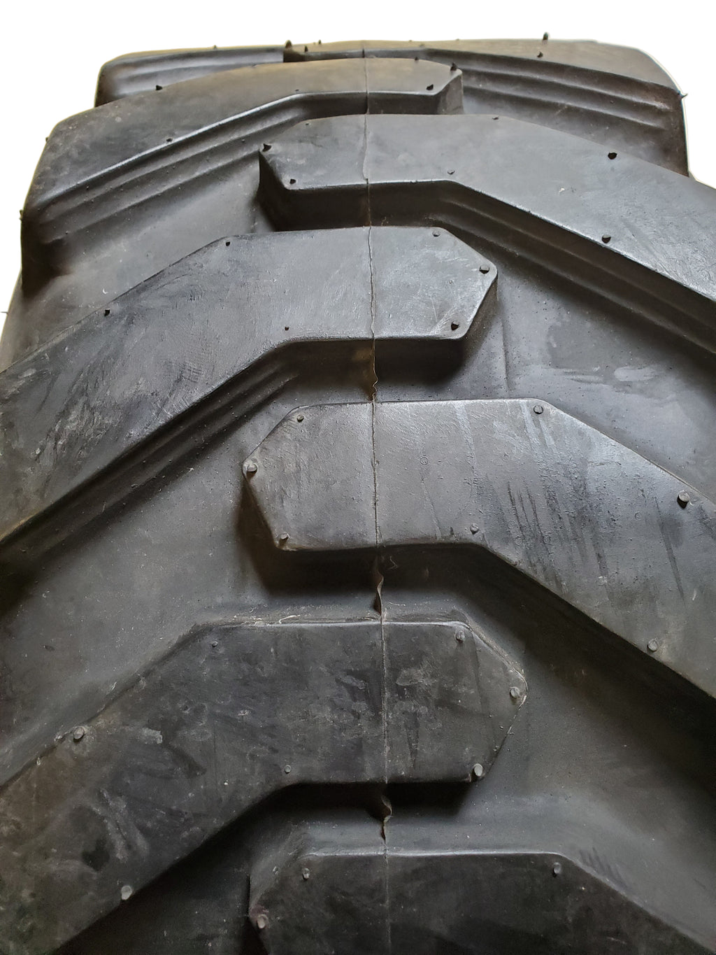 HERCULES XTRA-WALL BSW 23 8.5 12 6PLY INDUSTRIAL TIRE 94687