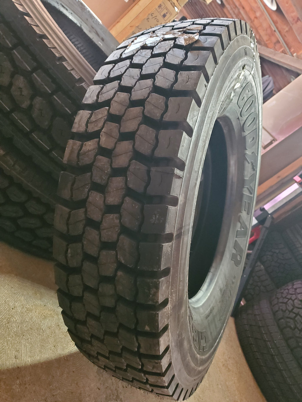 GOODYEAR G182 RSD BSW LT 295 75 22.5 16PLY DRIVETIRE 756817111