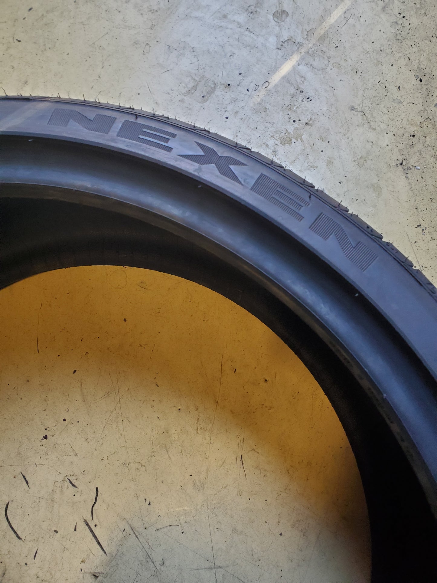 NEXEN N FERA SU1 BSW P 225 35 20 90Y XL UHP TIRE 14101NXK