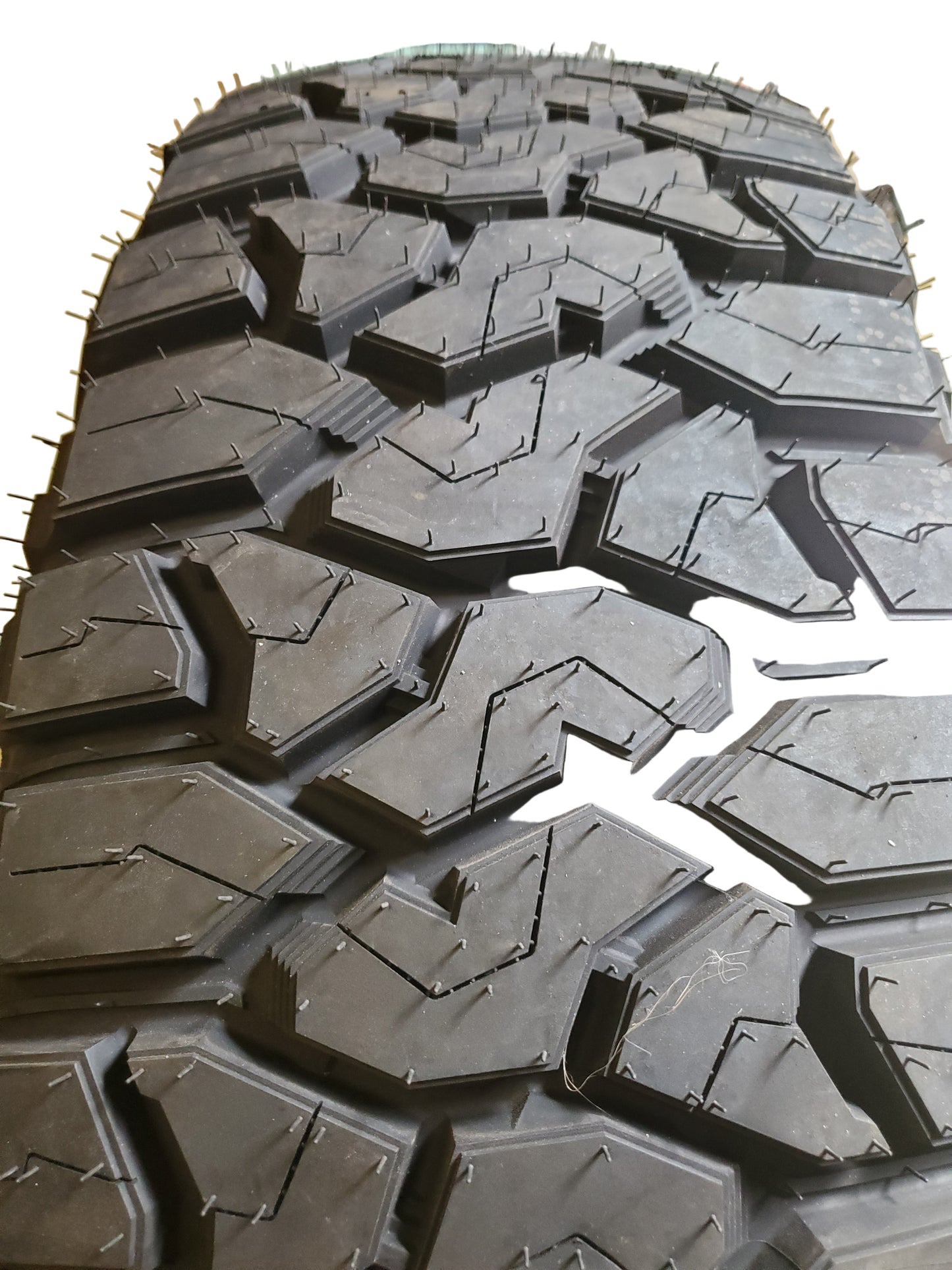 ARROYO TAMAROCK R/T BSW LT 37 12.5 17 128Q 12PLY RUGGED TIRE ATRT55