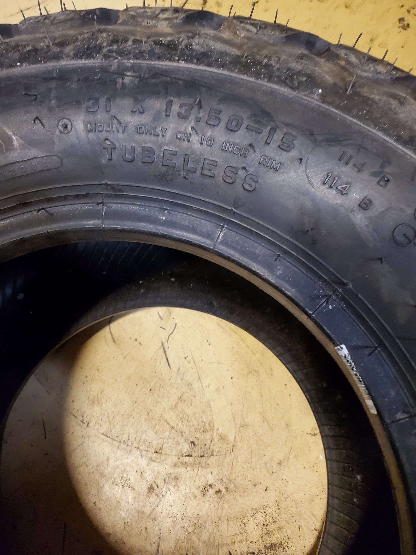 FIRESTONE TURF AND FIELD BSW 31 13.5 15 6PLY TRACTOR TIRE 362190