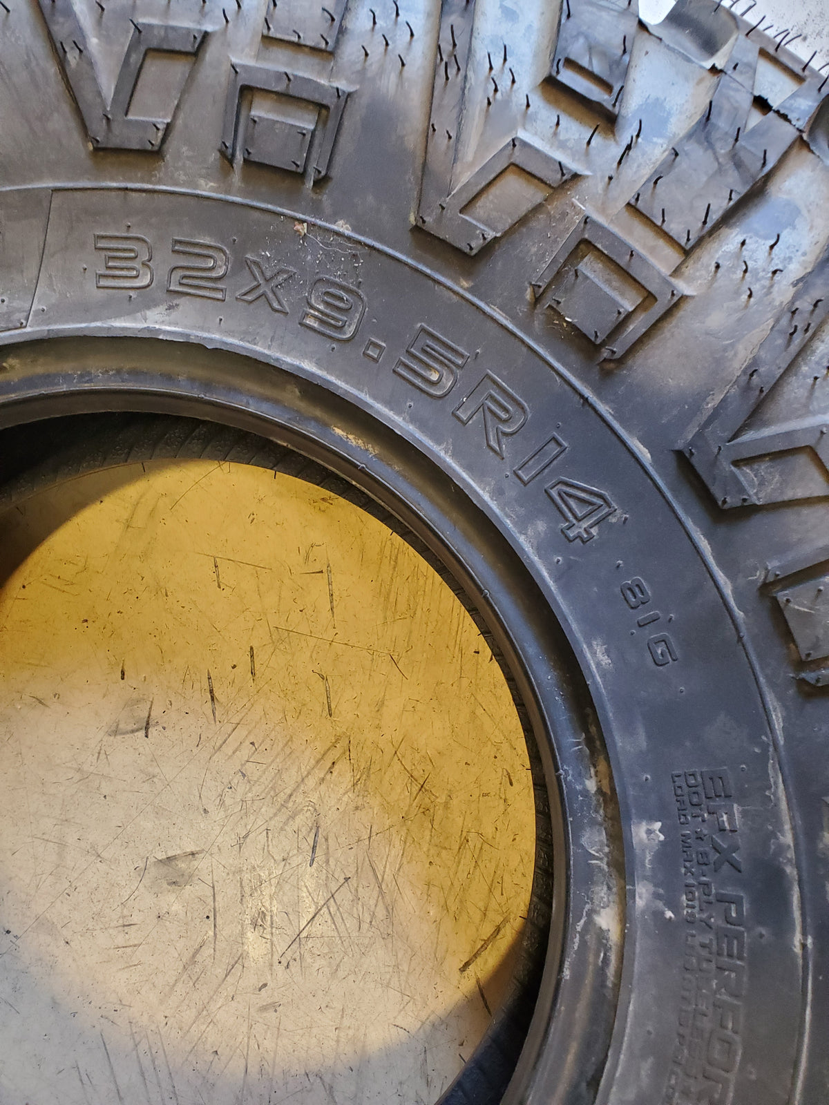 NOS EFX MOTOVATOR BSW 32 9.5 14 81G 8PLY ATV/UTV TIRE MV329514