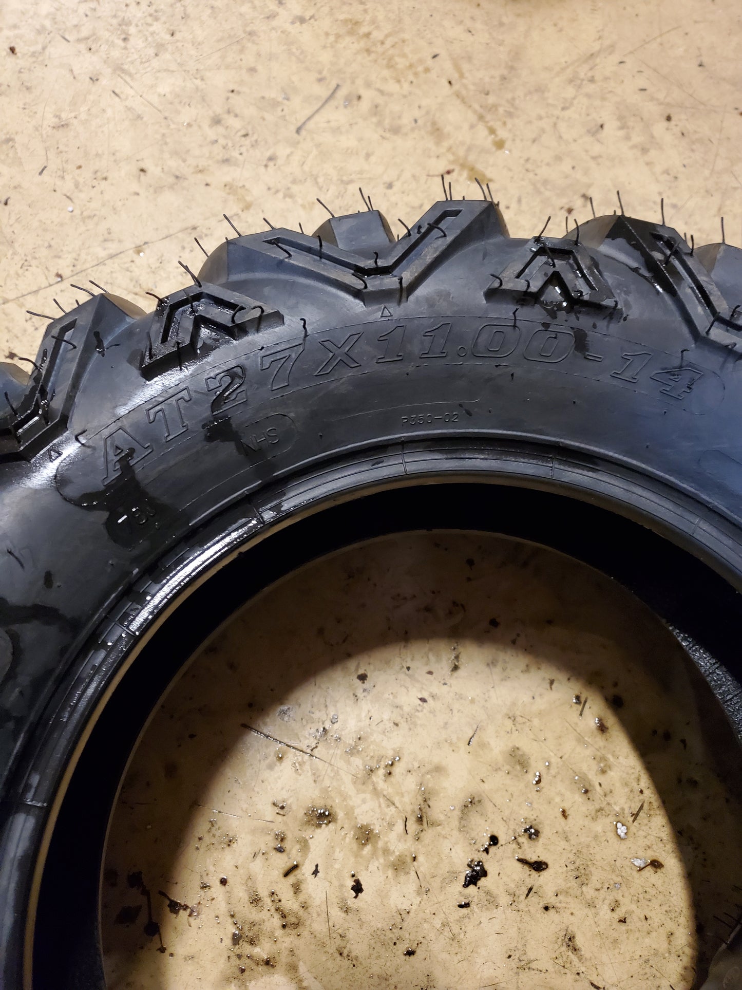 NOS TUSK TRILOBITE HD BSW 27 11 14 78J 8PLY ATV/UTV TIRE 1722180006