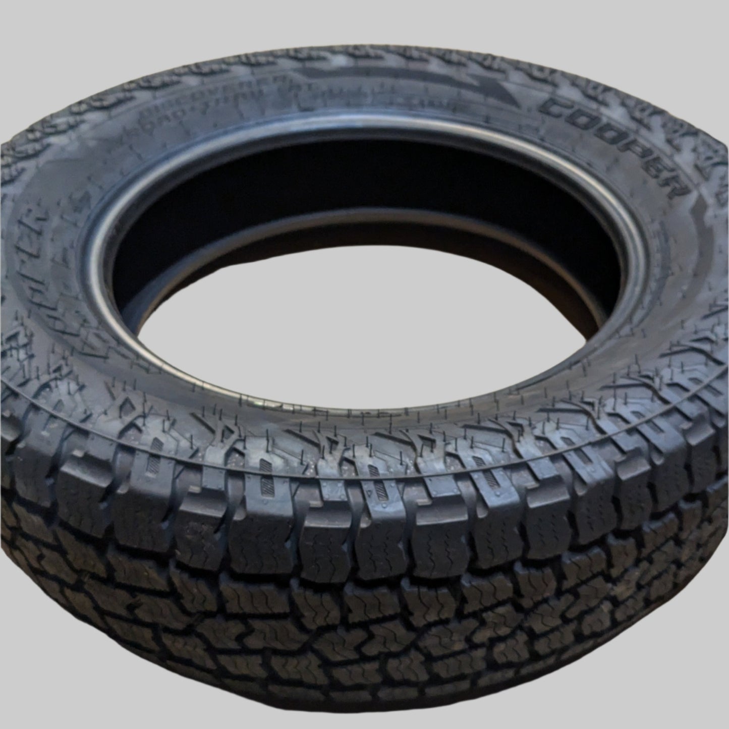 COOPER DISCOVERER ROAD + TRAIL AT P 235 65 18 106V SL ALL TERRAIN TIRE 171268049