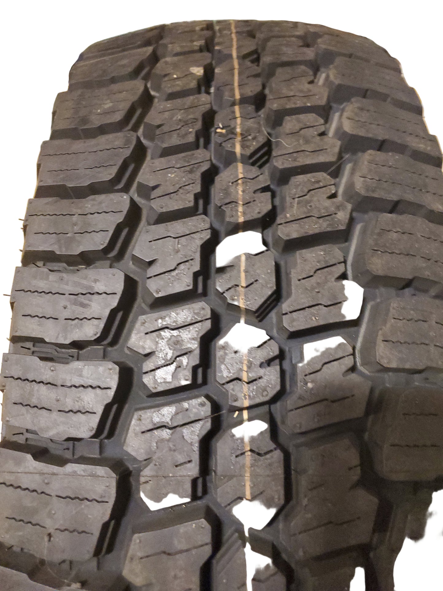 SUMITOMO ENCOUNTER AT BSW LT 265 70 18 124/121S 10PLY ALL TERRAIN TIRE ATH30
