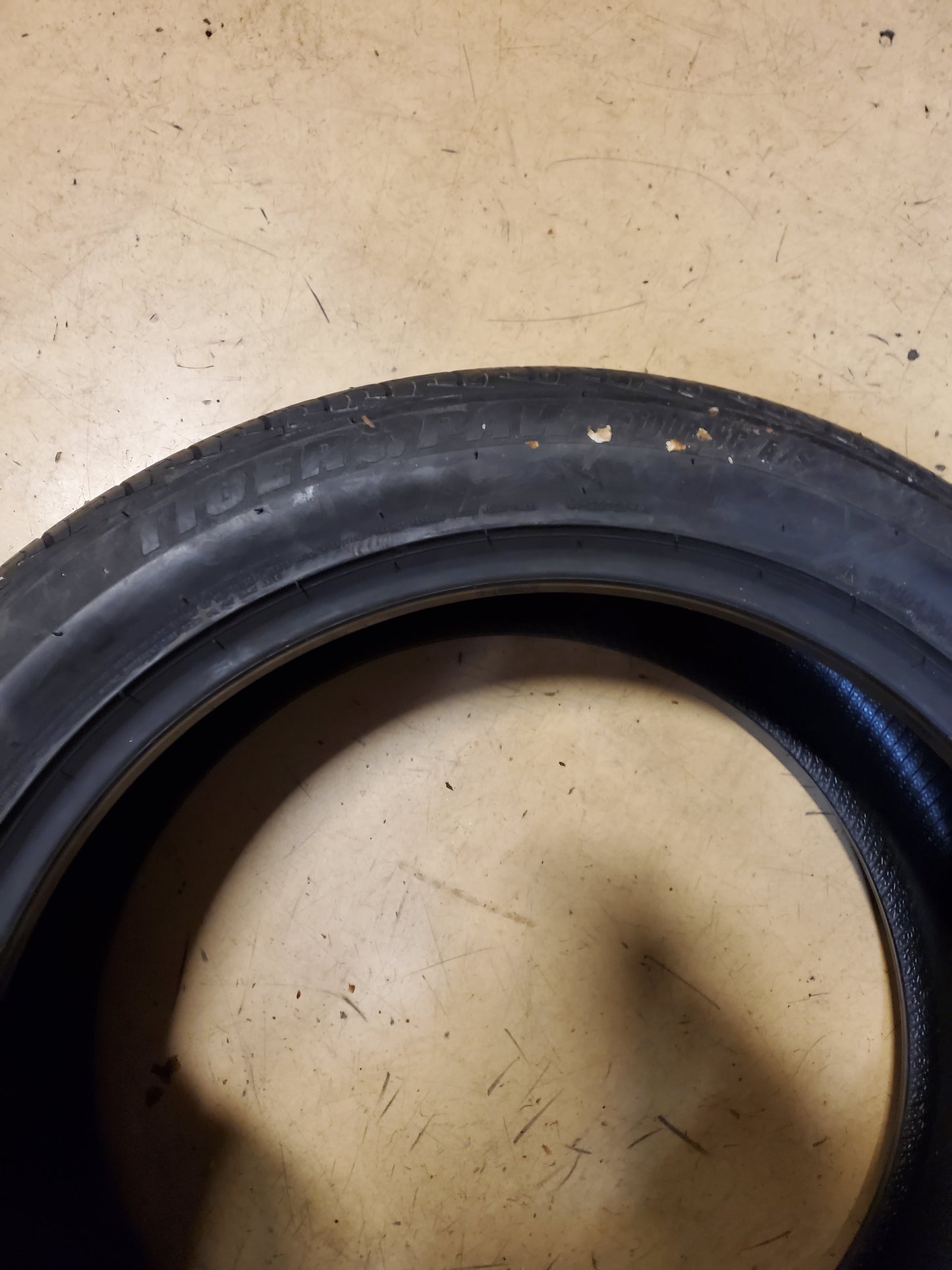 UNIROYAL TIGER PAW TOURING A/S BSW P 255 45 18 100V ALL SEASON TIRE 36294
