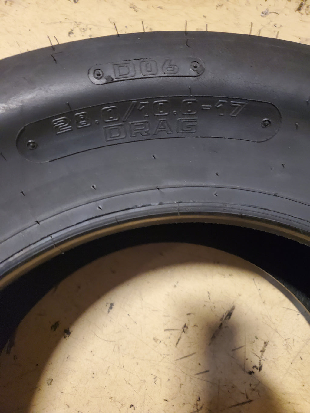 HOOSIER BSW 28 10 17 DRAG TIRE 18157D06