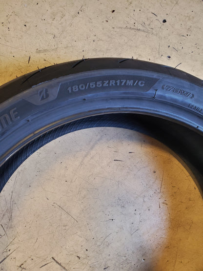 BRIDGESTONE BATTLAX S23 BSW 180 55 17 73W REAR MOTORCYCLE TIRE 15926