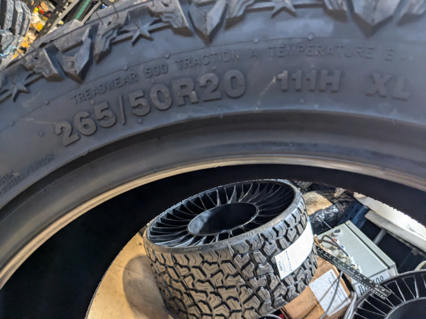 PREDATOR NEW MUTANT X-AT BSW P 265 50 20 111H ALL TERRAIN TIRE PRXAT67