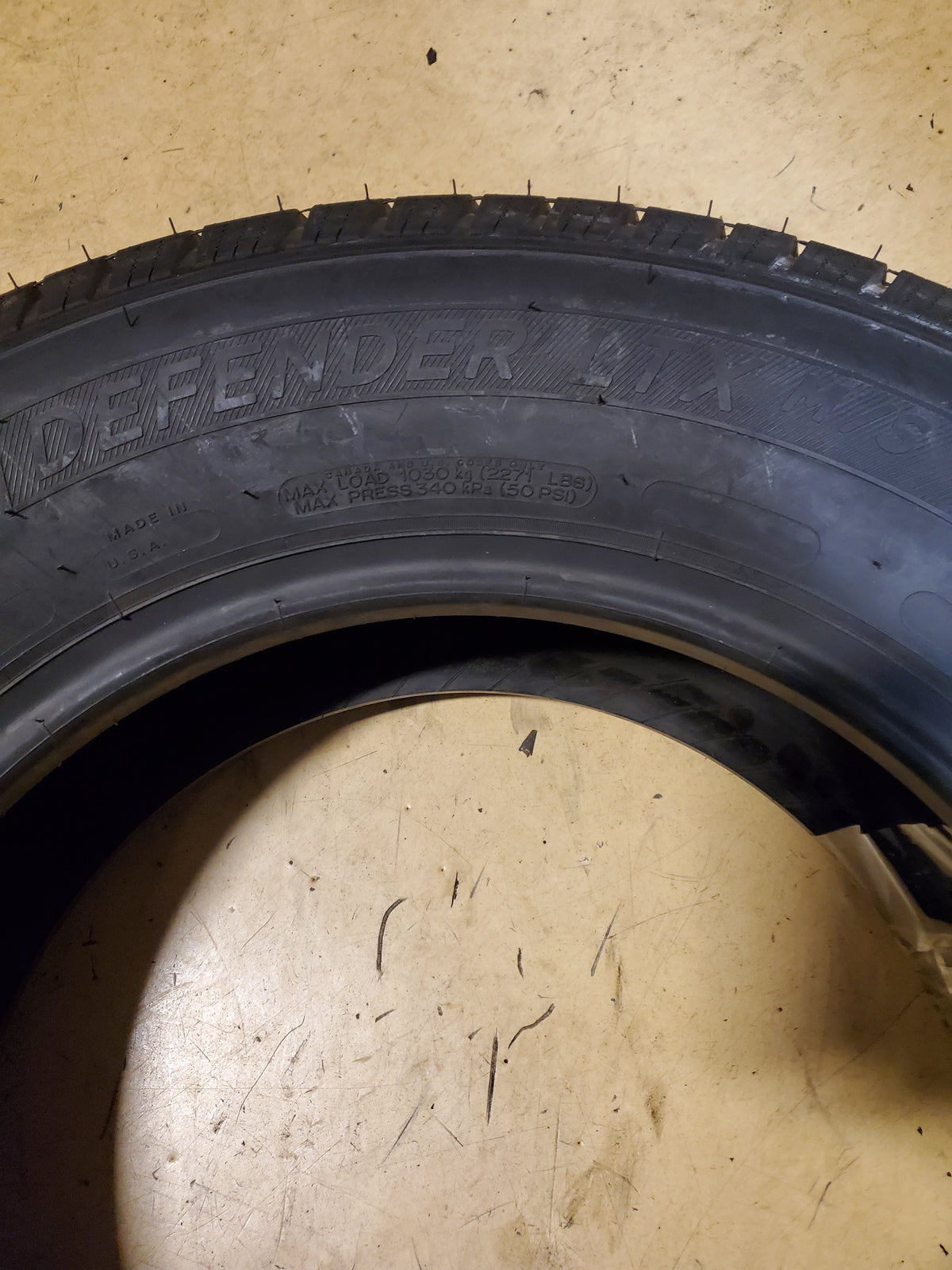 MICHELIN DEFENDER LTX BSW P 235 70 17 XL 109T ALL SEASON TIRE 82879