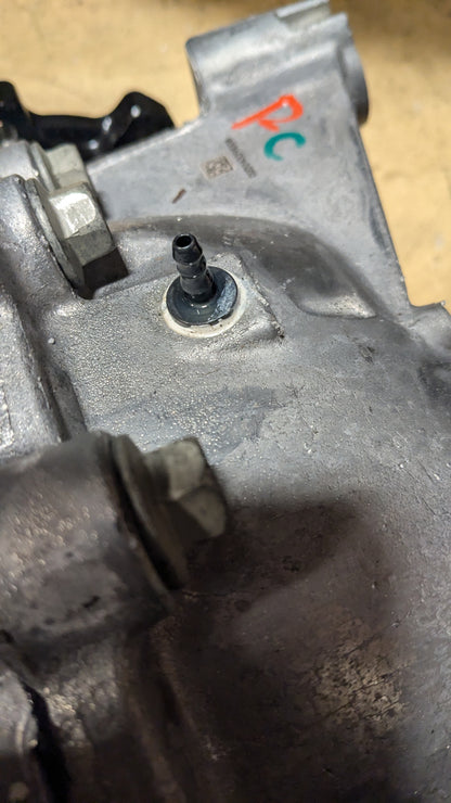 GENUINE GM DIFFERENTIAL 21-24 CADILLAC ESCALADE 22-24 SILVERADO 85707710