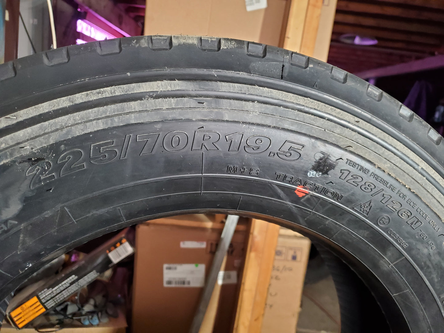 YOKOHAMA 124R BSW LT 225 70 19.5 128/126N 14PLY ALL POSITION TIRE 120112414