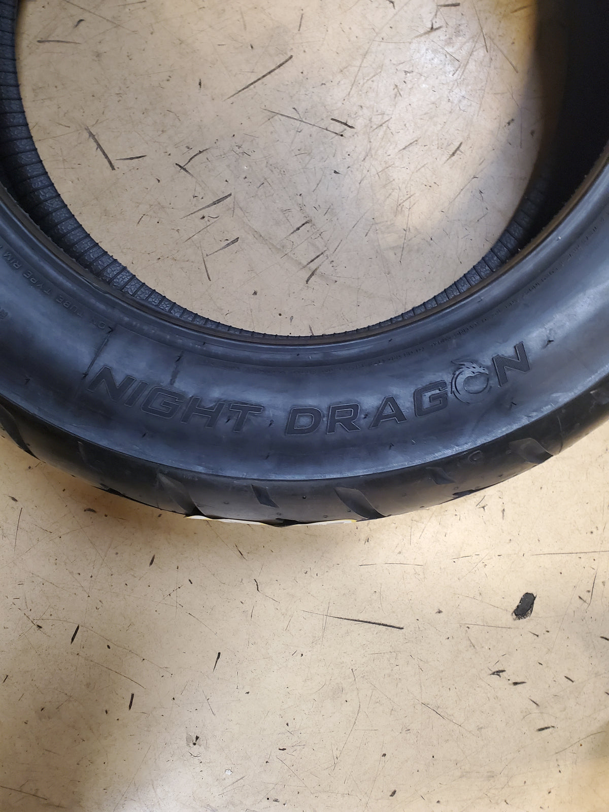 PIRELLI NIGHT DRAGON BSW 180 70 16 77H REAR MOTORCYCLE TIRE 2212300