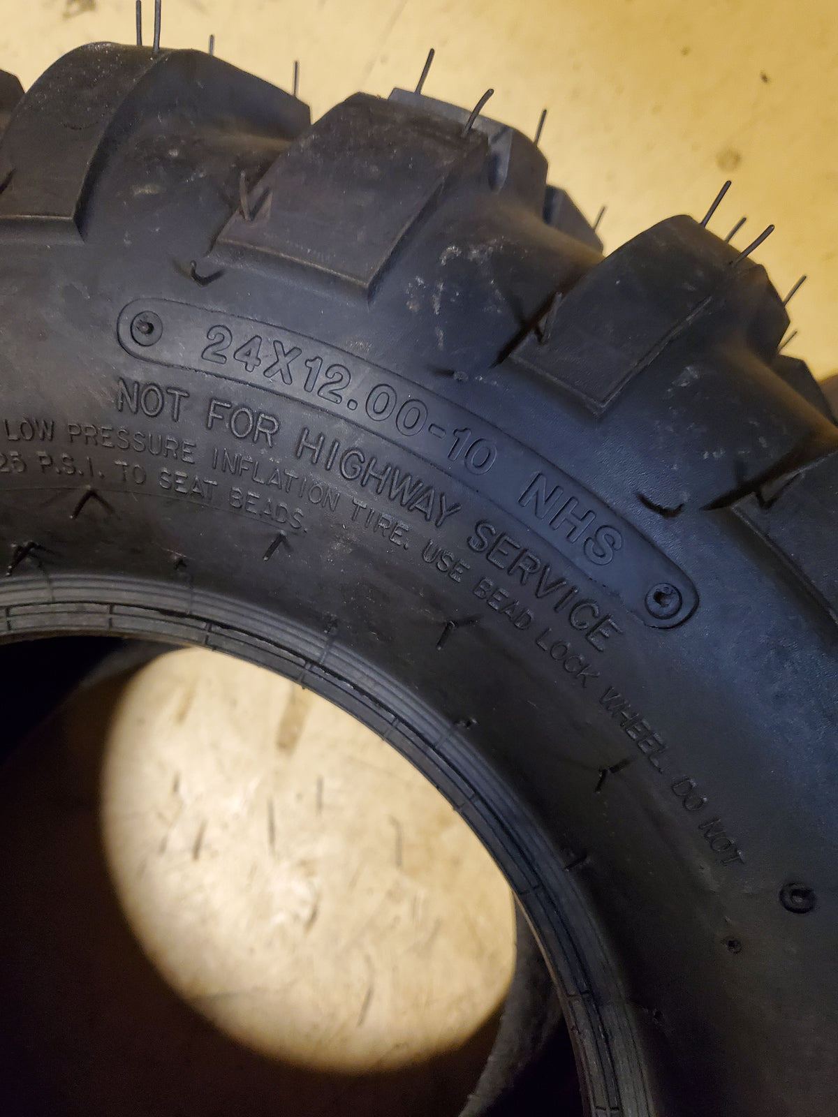 CARLSTAR AT489 BSW  24 12 10 4PLY ATV/UTV TIRE 5798A6