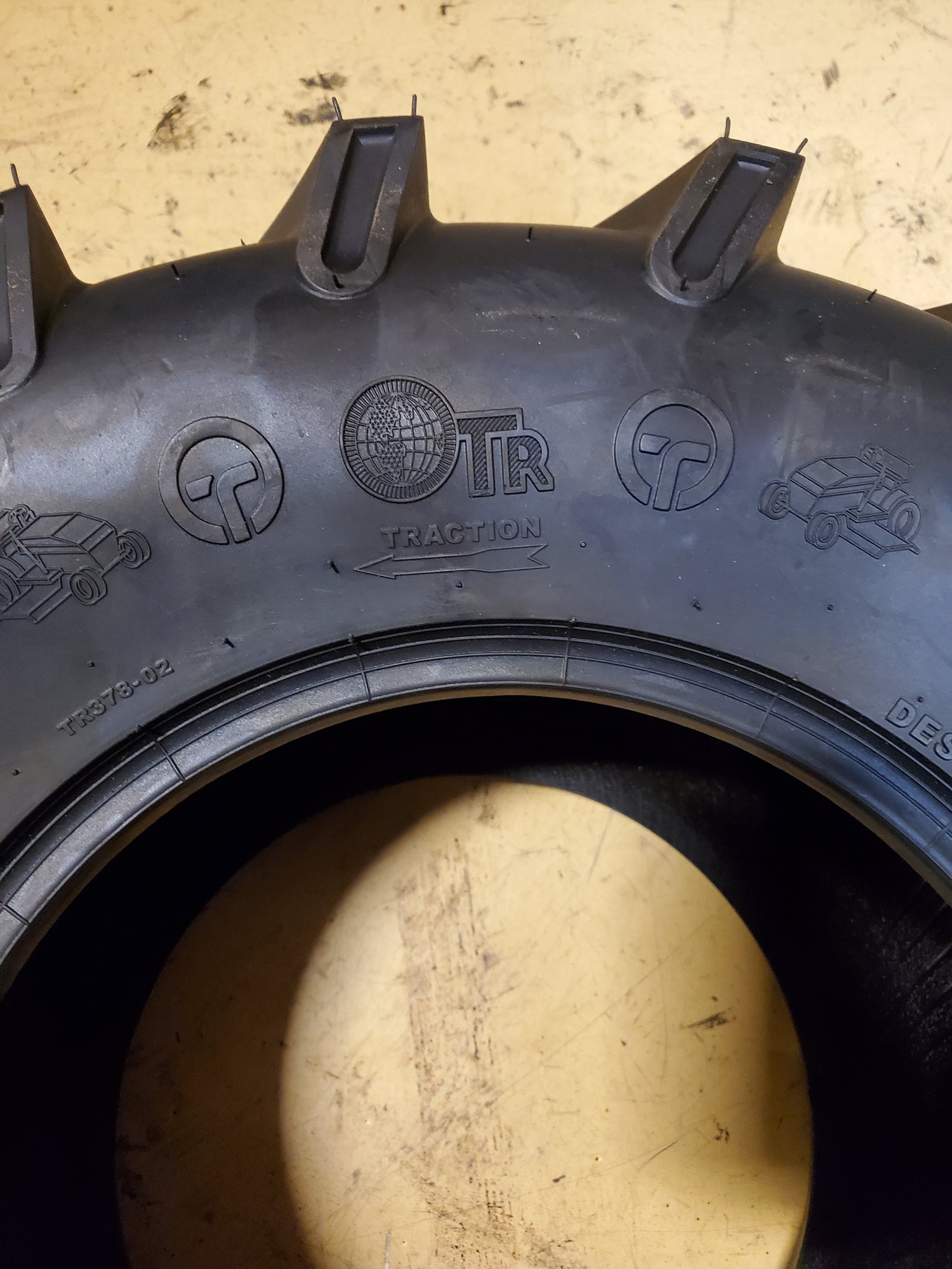 OTR LAWN TRAC 100A3 BSW 26 12 12 4PLY LAWN TIRE T1000426120012