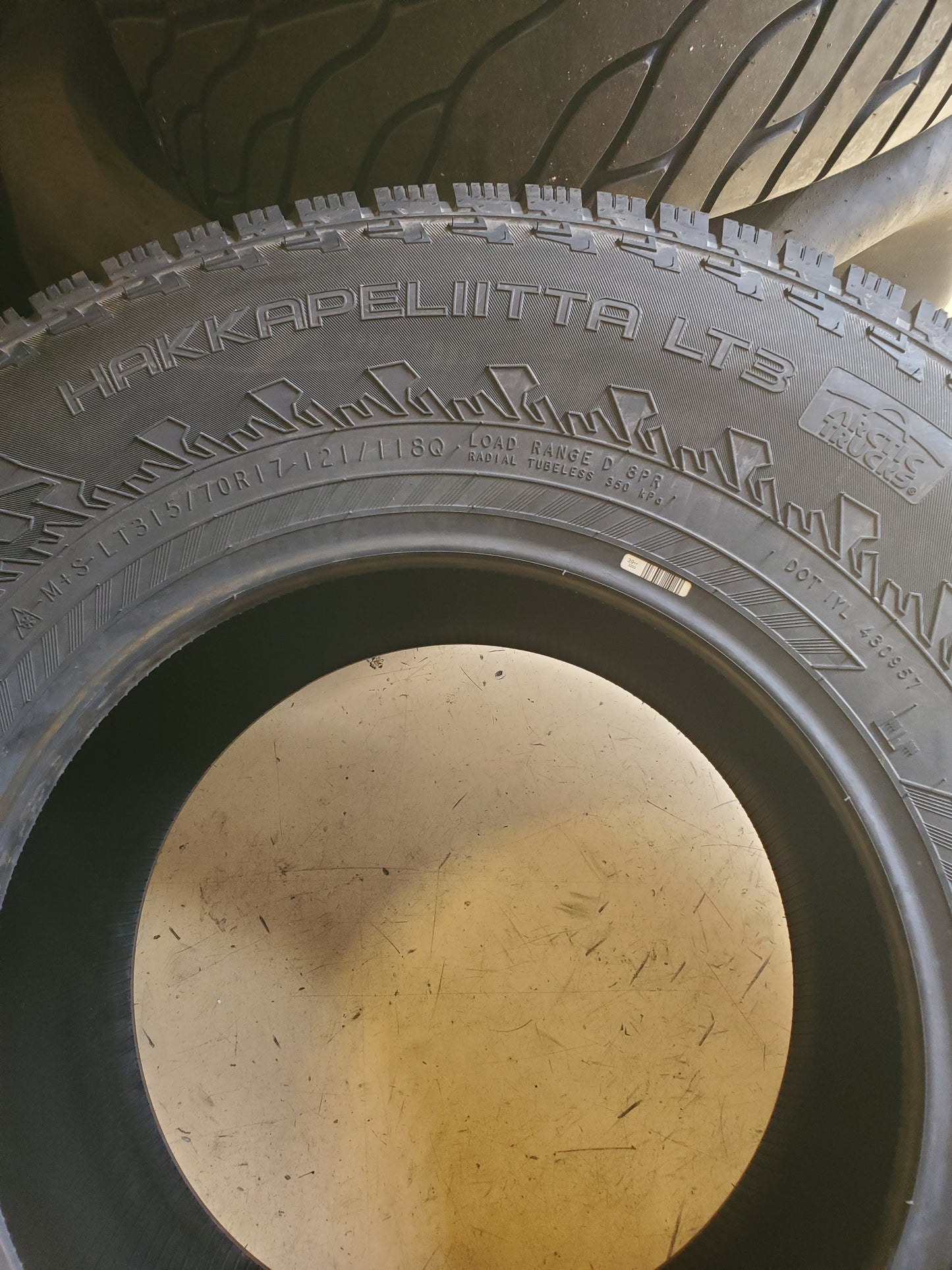 NOKIAN HAKKAPELIITTA LT3 BSW LT 315 70 17 121/118Q 8PLY WINTER TIRE T430957