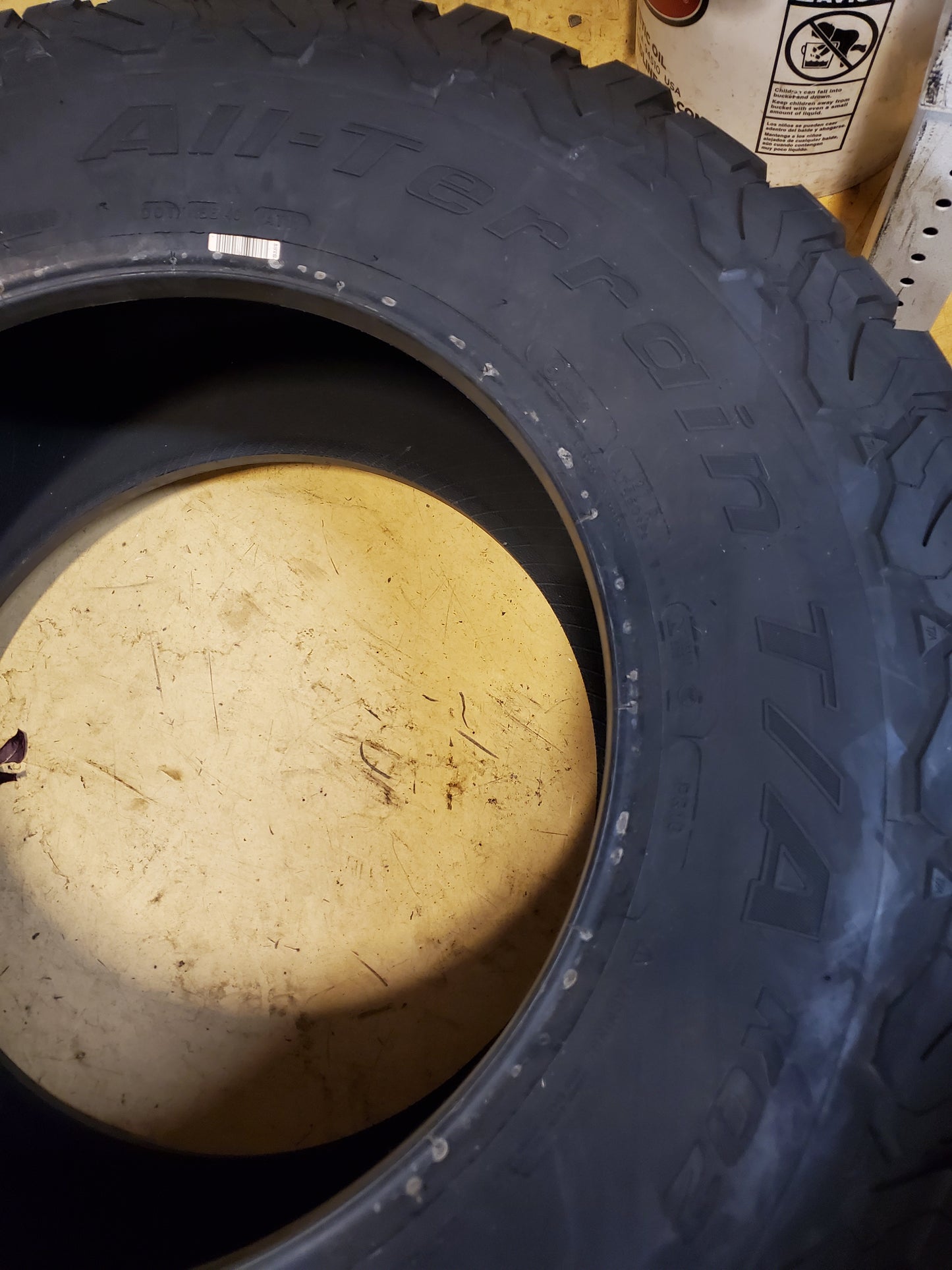 BFGOODRICH ALL TERRAIN T/A KO2 BSW LT 37 13.5 20 127R 10PLY TIRE 23101