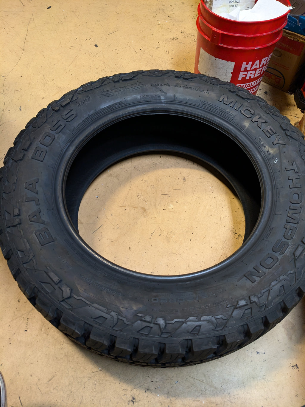 2 FIRESTONE TRANSFORCE AT RWL LT 285 60 20 125/122R ALL TERRAIN TIRE 250126