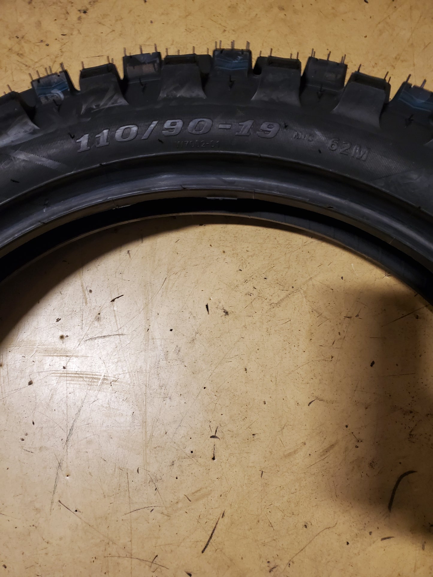 PROTAPER SMX-04 BSW P 110 90 19 62M REAR DIRT BIKE TIRE 23317