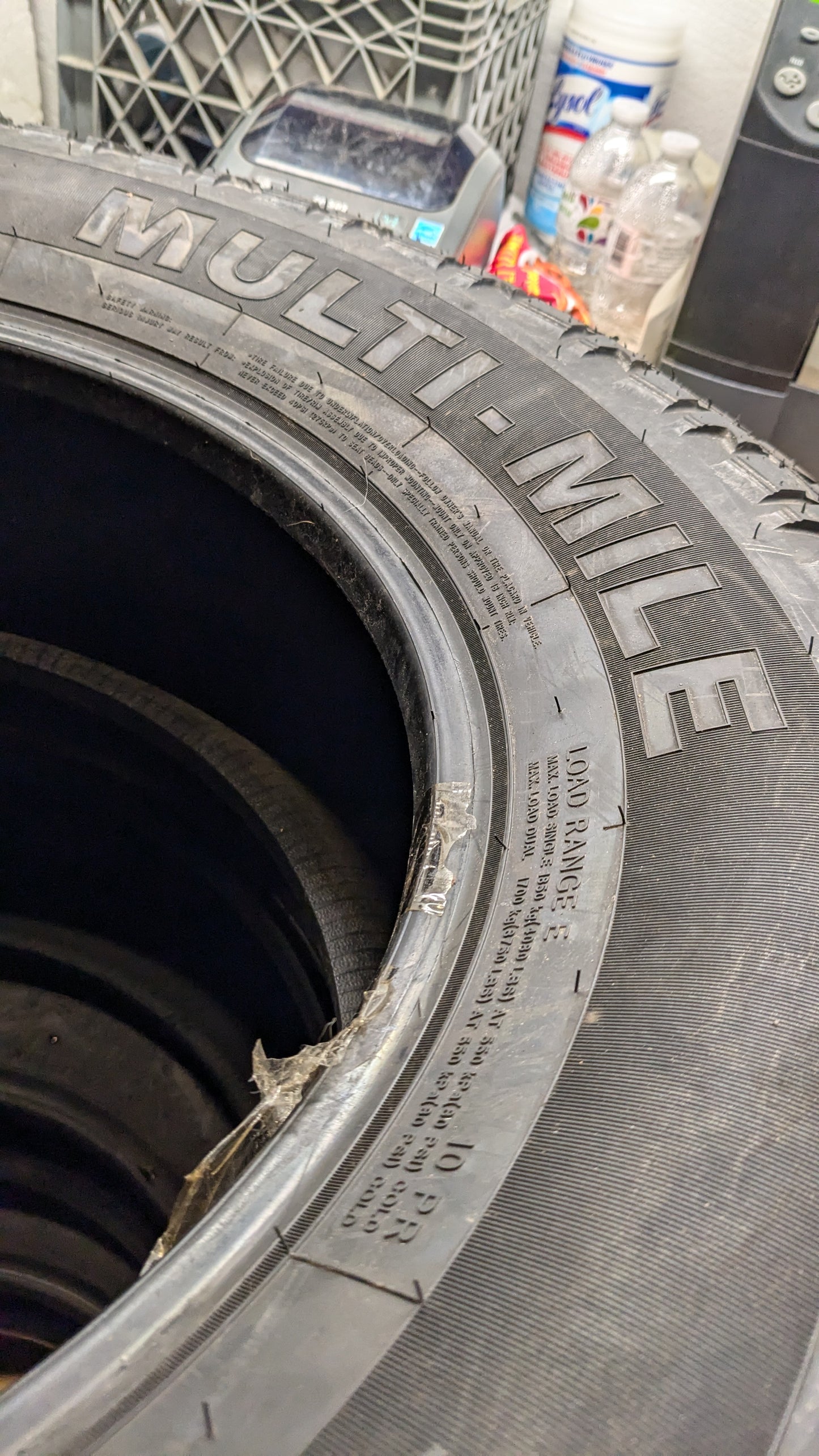 MULTI-MILE WILD COUNTRY XTX AT4S BSW LT 295 70 18 129/126S 10PLY MMXTA92