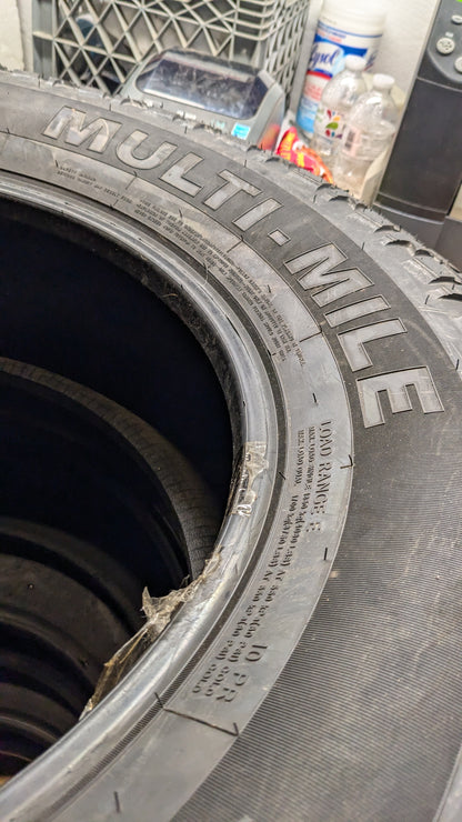 MULTI-MILE WILD COUNTRY XTX AT4S BSW LT 295 70 18 129/126S 10PLY MMXTA92