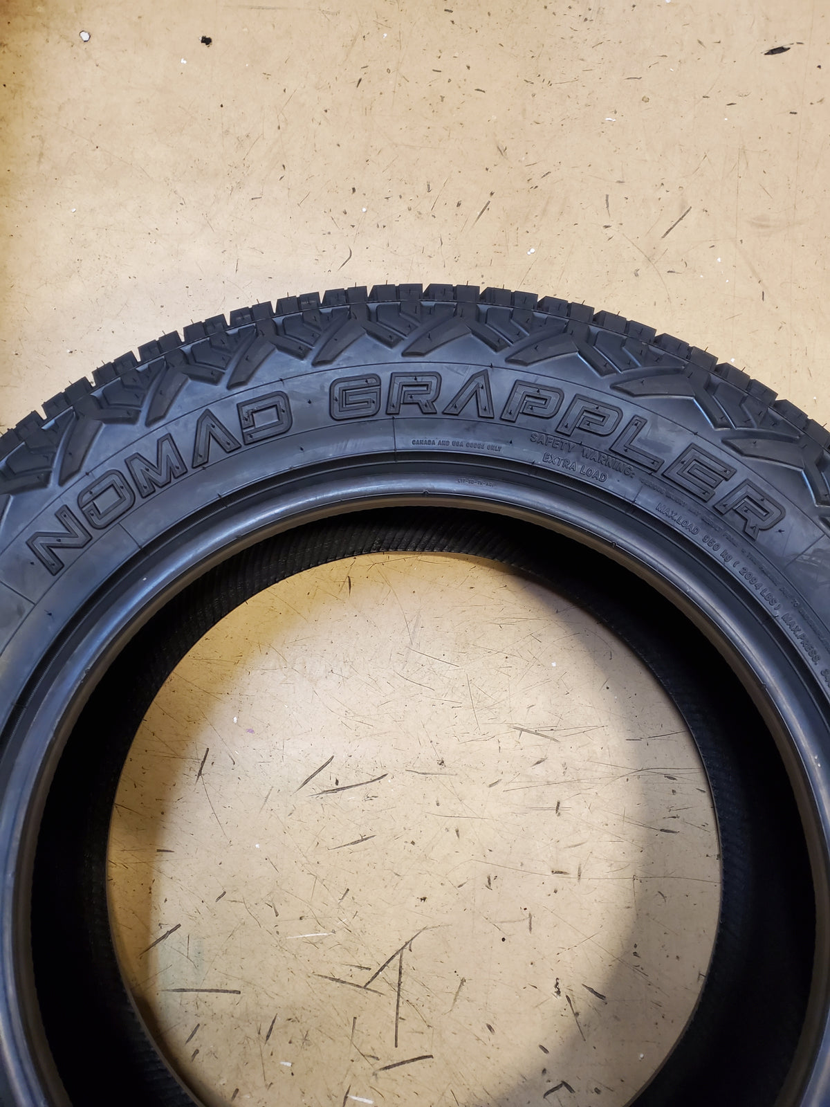 NITTO NOMAD GRAPPLER BSW P 225 65 17 106H ALL TERRAIN TIRE 212100