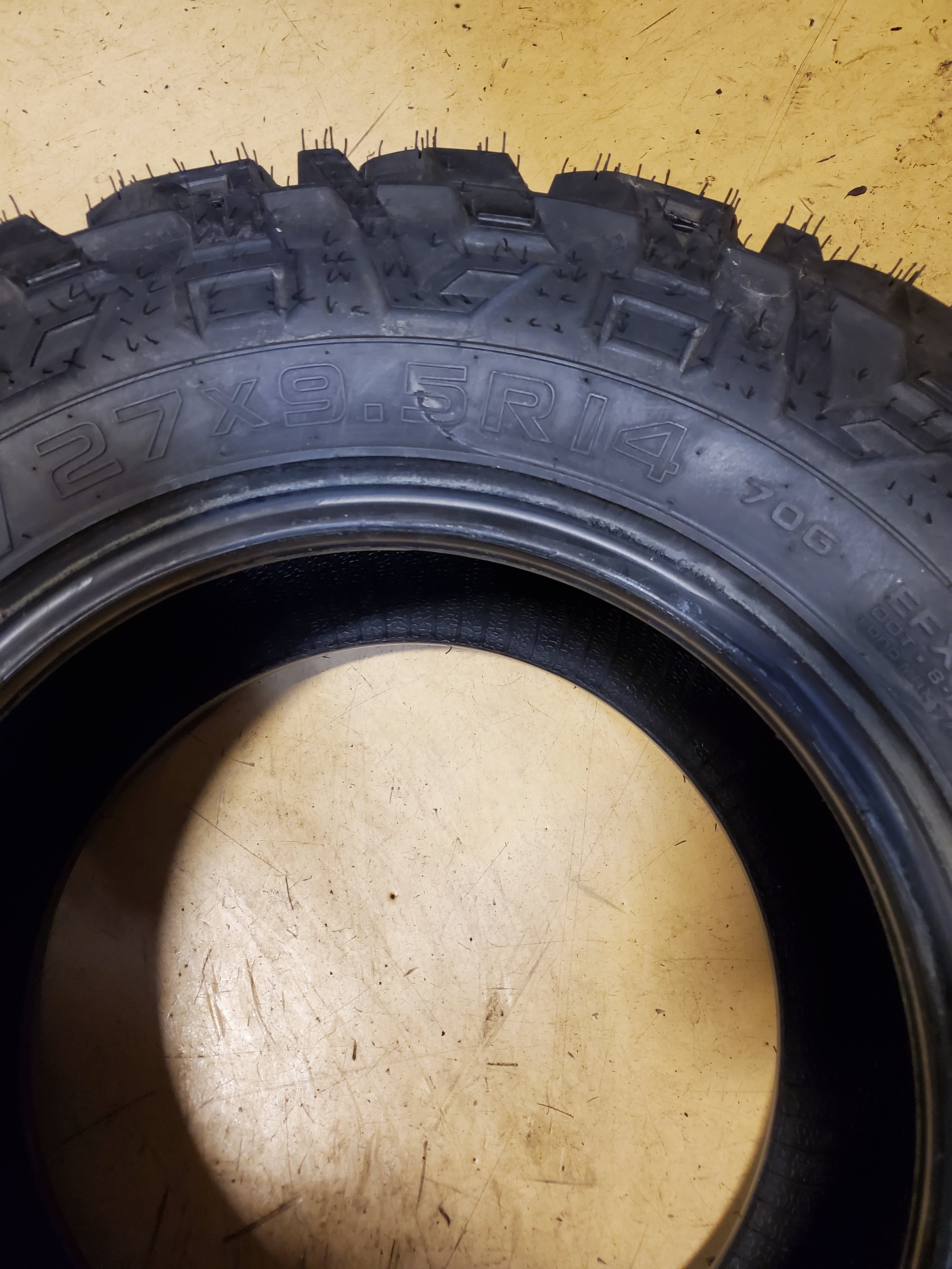 NOS EFX MOTOVATOR BSW 27 9.5 14 70G 8PLY ATV/UTV TIRE MV279514