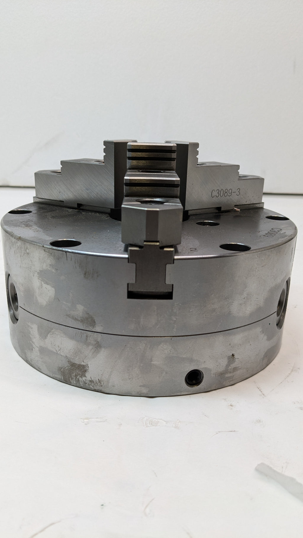 BUCK CHUCK 3 JAWS 8" DIAM SELF CENTERING MANUAL LATHE CHUCK 2,500 MAX RPM AT083R