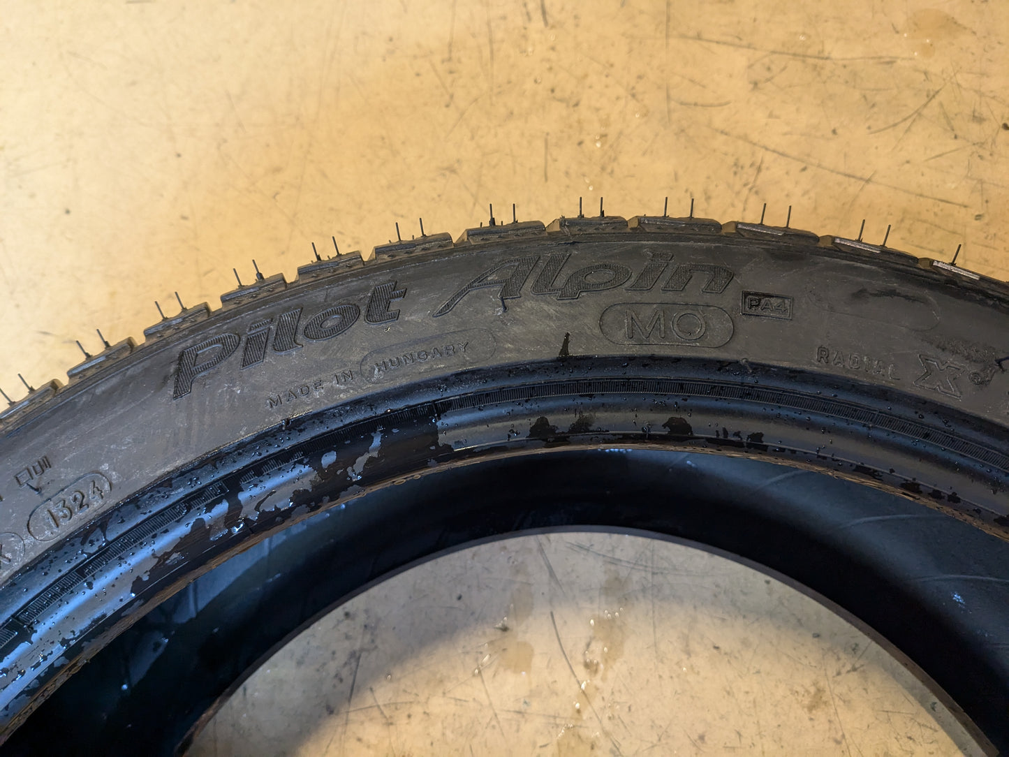 2 MICHELIN PILOT ALPIN PA4 (M0) BSW P 255 40 20 101V WINTER TIRE 08127