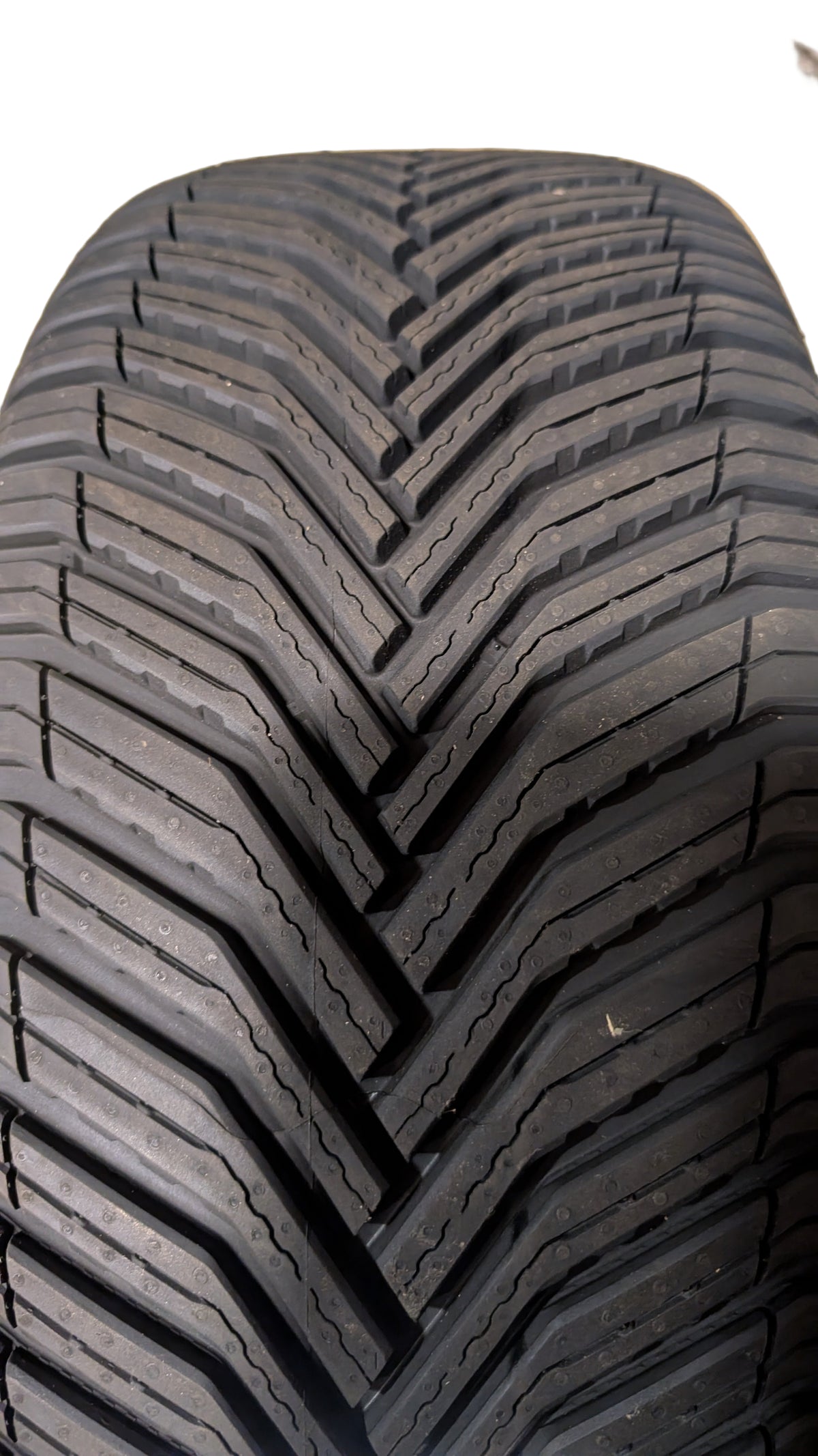 2 MICHELIN CROSSCLIMATE2 BSW P 235 50 19 103V XL ALL SEASON TIRE 44993