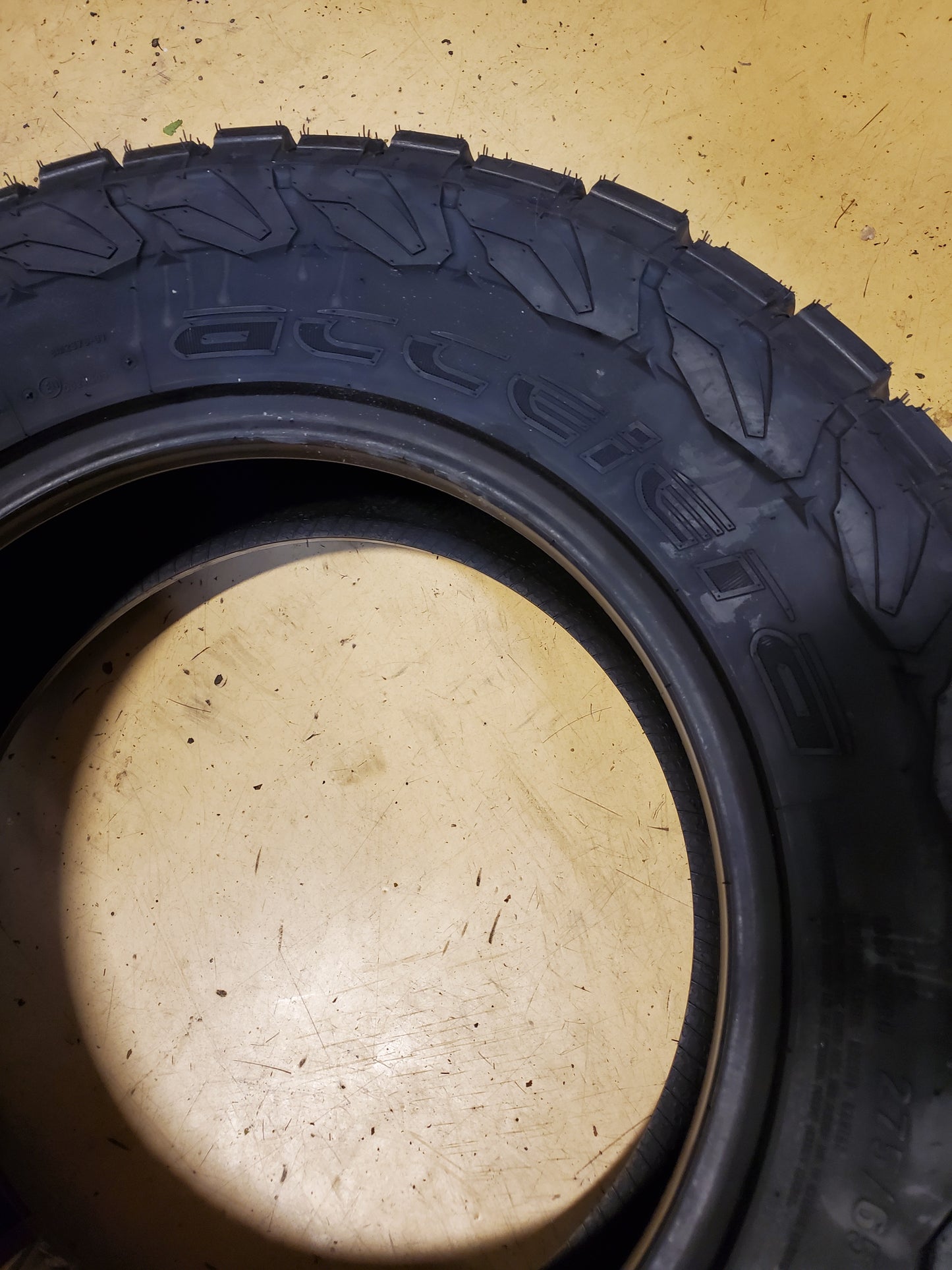 ACCELERA OMIKRON C/T BSW LT 275 65 18 119/116Q 8PLY ALL TERRAIN TIRE 1200060426