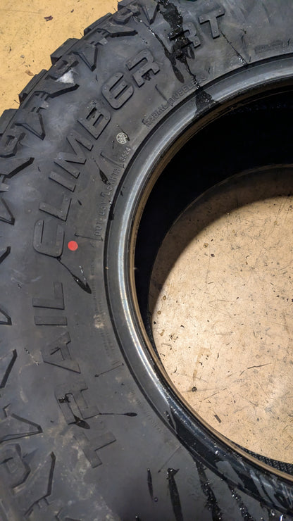 SUMMIT TRAIL CLIMBER RT BSW LT 33 12.5 17 120Q 10PLY RUGGED TERRAIN TIRE 1600716