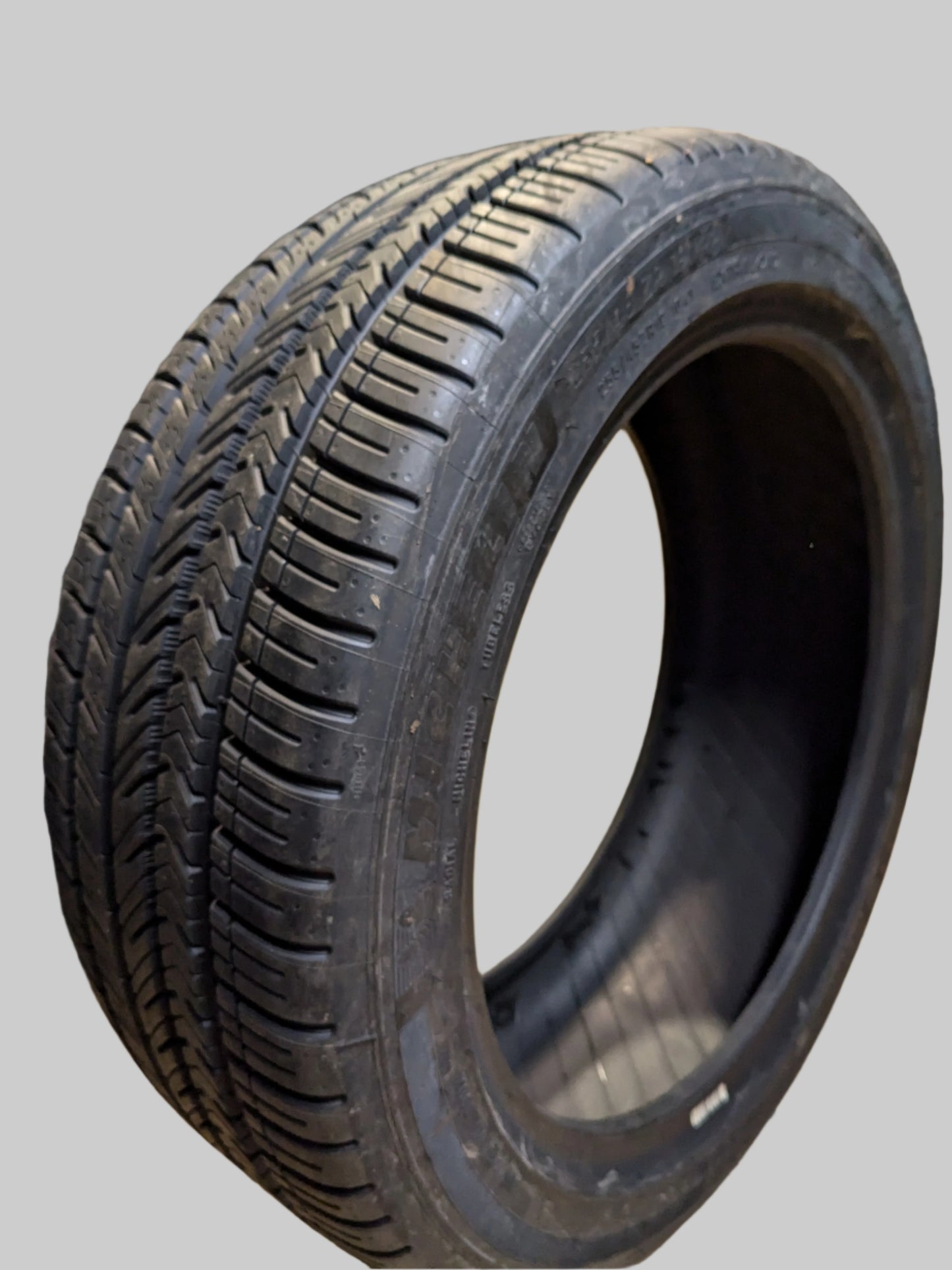 MICHELIN PILOT SPORT ALL SEASON 4 P 255 45 19 104Y XL ALL SEASON TIRE 17344