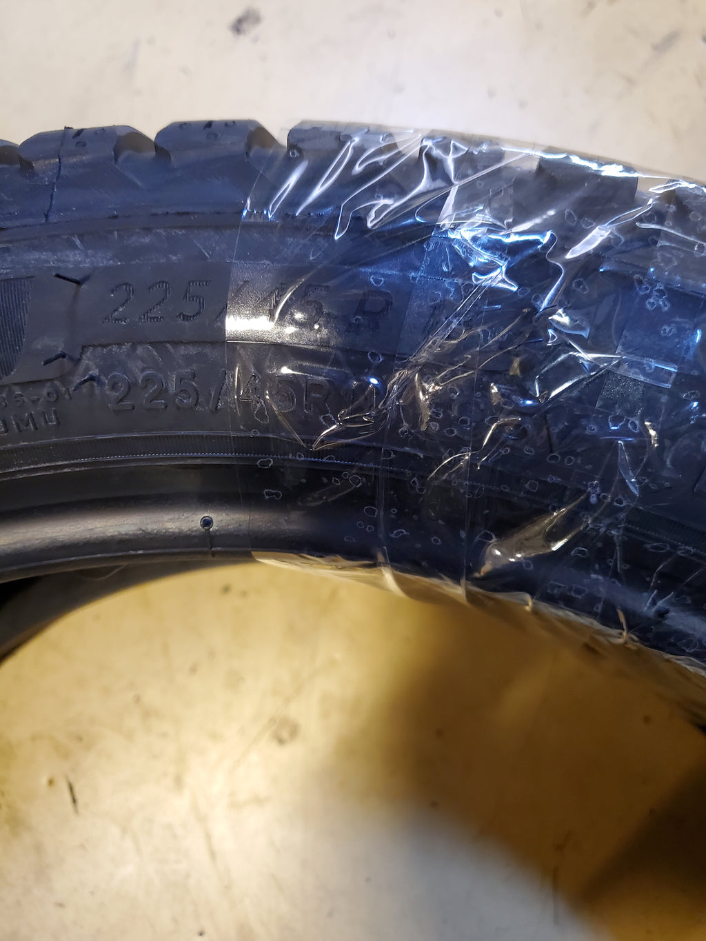 MICHELIN CROSSCLIMATE 2 BSW P 225 45 18 95V XL ALL WEATHER TIRE 49702