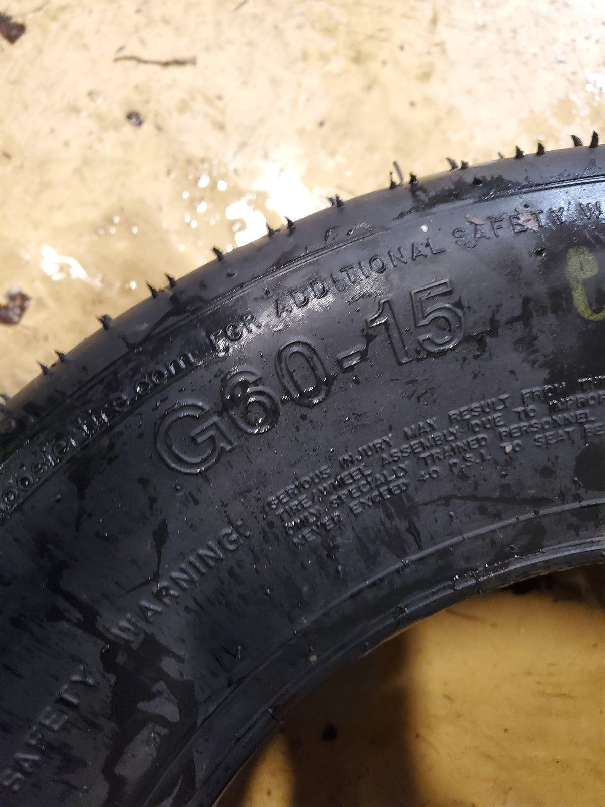 HOOSIER IMCA BSW G60 15 DIRT TIRE 36020