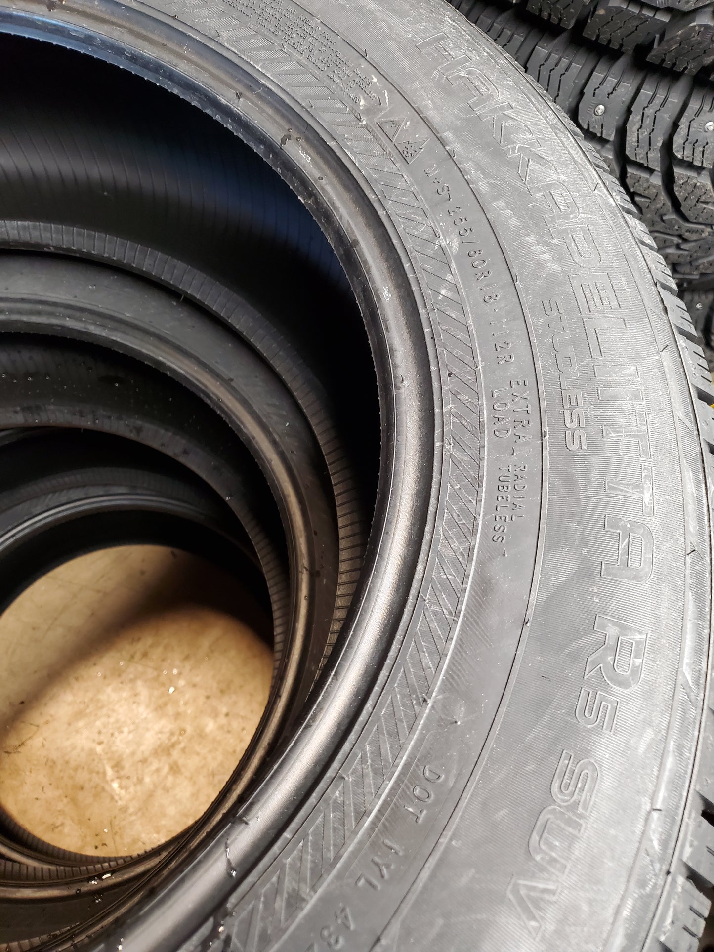 4 NOKIAN HAKKAPELIITTA R5 SUV BSW P 255 60 18 112R XL WINTER TIRE T432217