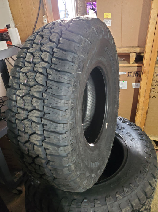 MILESTAR PATAGONIA  A/T PRO BSW LT 285 75 16 126/123R 10PLY ALL TERRAIN TIRE 22789027