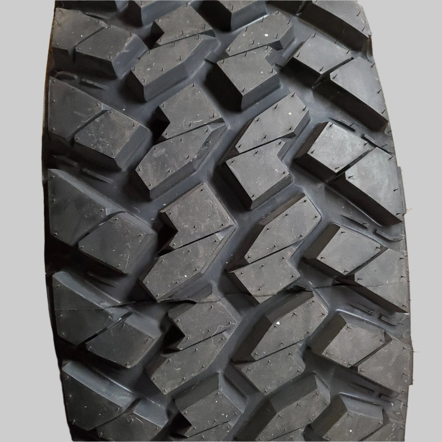 (KSL ONLY) 4 NITTO TRAIL GRAPPLER M/T BSW LT 38 13.5 17 121Q LRD 8PLY MUD TERRAIN TIRE 374200
