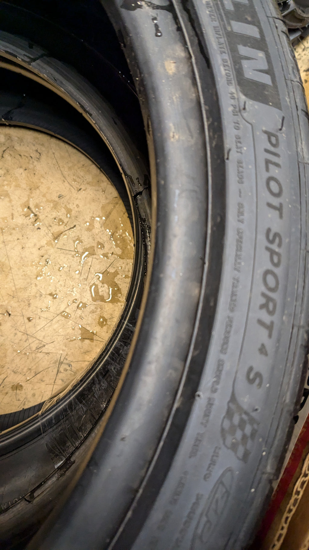 MICHELIN PILOT SPORT 4 S BSW P 245 35 19 89Y ALL SEASON TIRE 27439