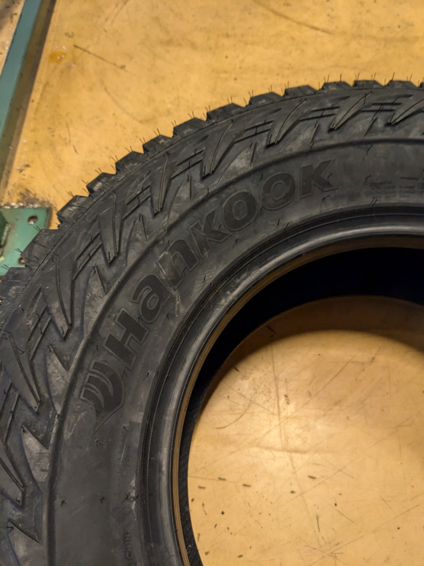 HANKOOK DYNAPRO XT RC10 BSW LT 285 70 17 120/118R LRE 10PLY ALL TERRAIN TIRE 2021497