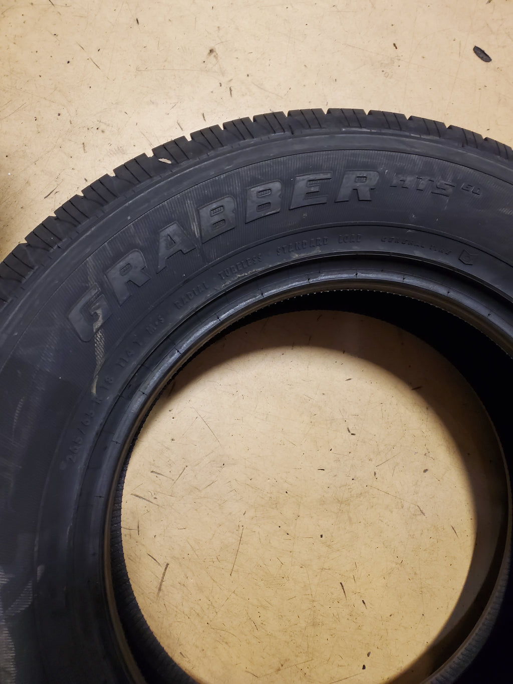 2 GENERAL GRABBER HTS60 BSW P 265 65 18 114T ALL SEASON TIRE 04492250000