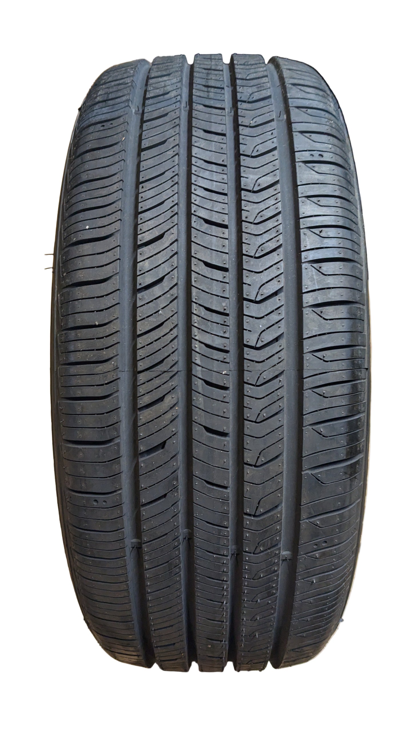 NOS HANKOOK KINERGY PT BSW P 225 55 17 97H ALL SEASON TIRE 1021400