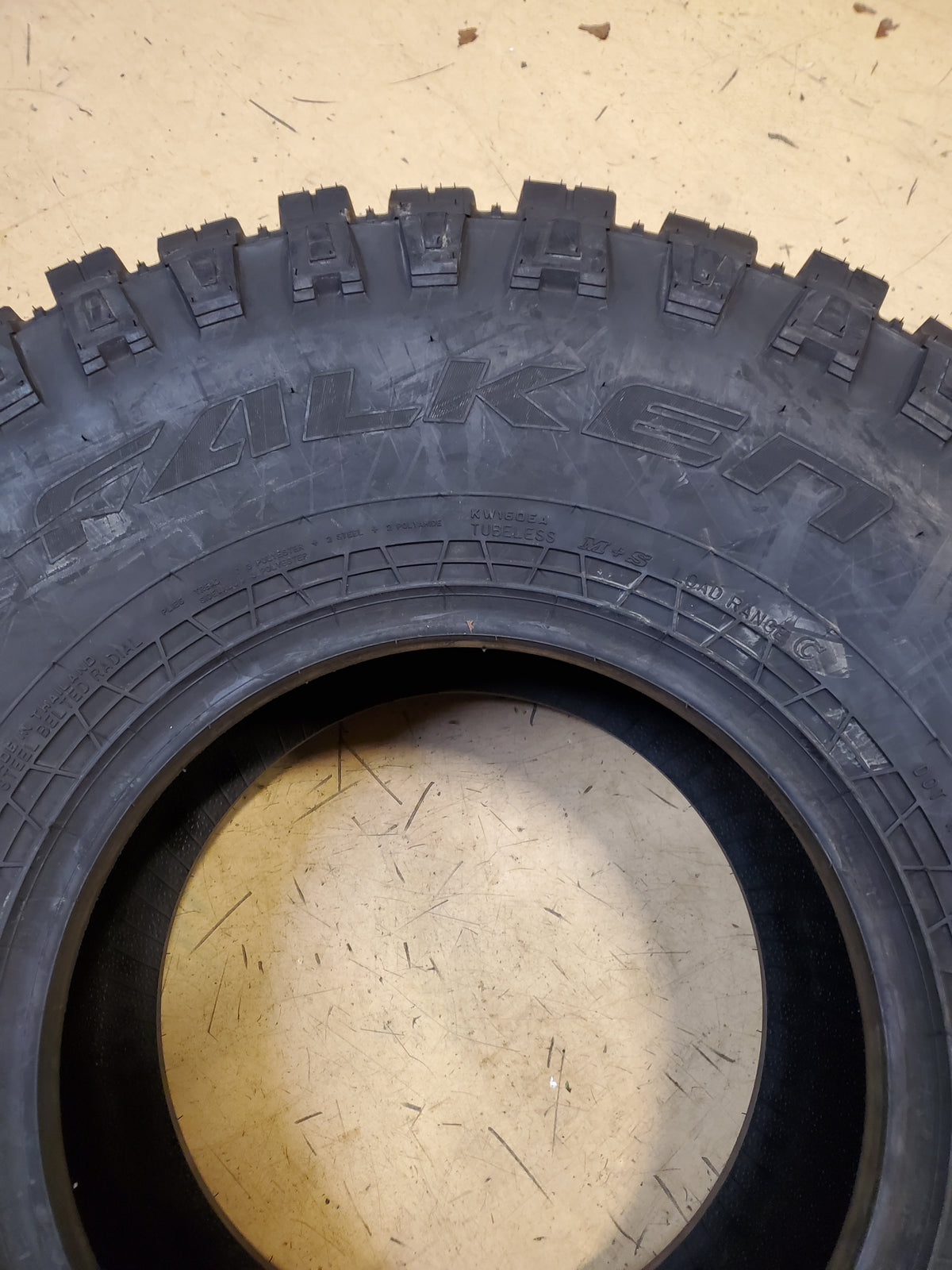 FALKEN WILDPEAK M/T MT01 BSW LT 35 12.5 15 113Q MUD TIRE 28516920
